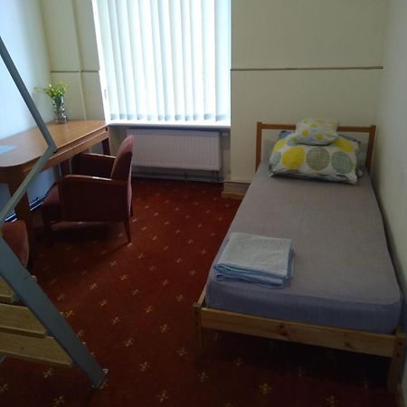 Hostel Kwadrans Gliwice Exterior foto