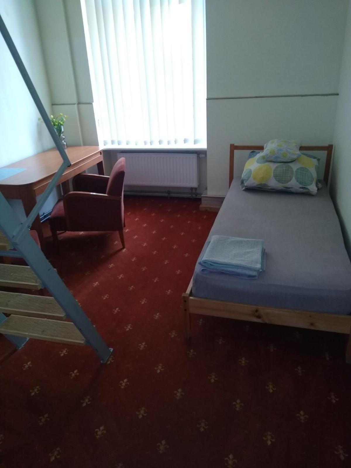 Hostel Kwadrans Gliwice Exterior foto